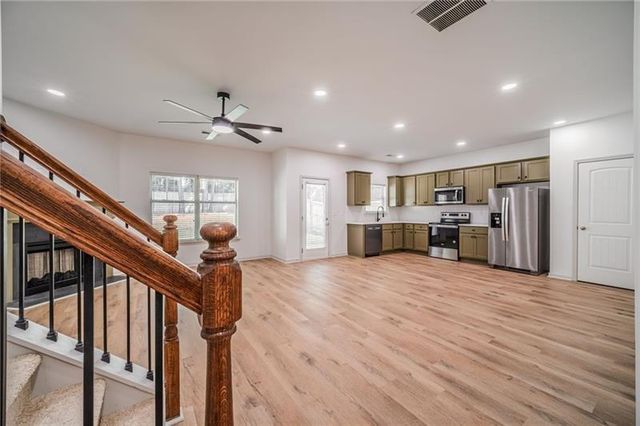 796 Grenier Terrace, Lawrenceville, GA 30045