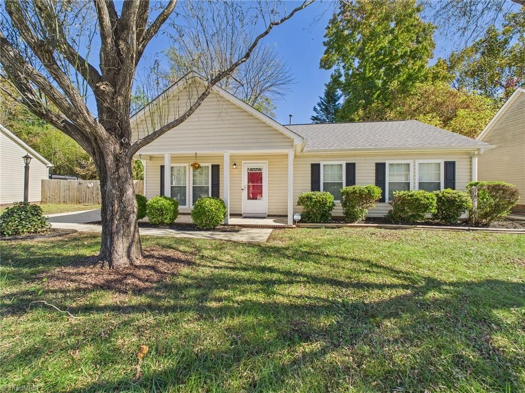 2126 Carlisle Way, High Point, NC 27265