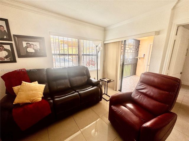 6455 W 27th Ave 44-13, Hialeah, FL 33016