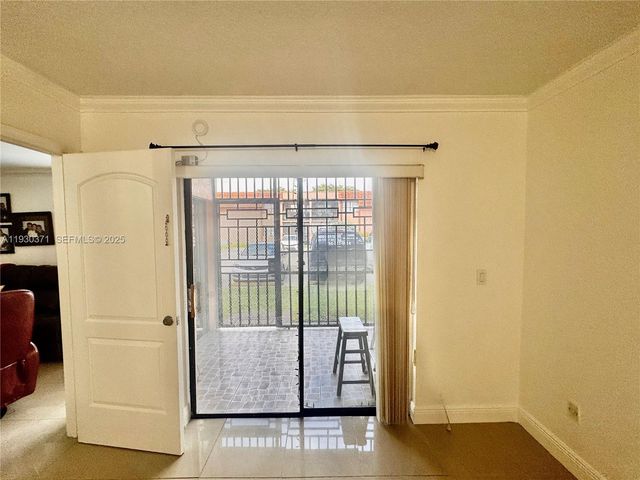 6455 W 27th Ave 44-13, Hialeah, FL 33016