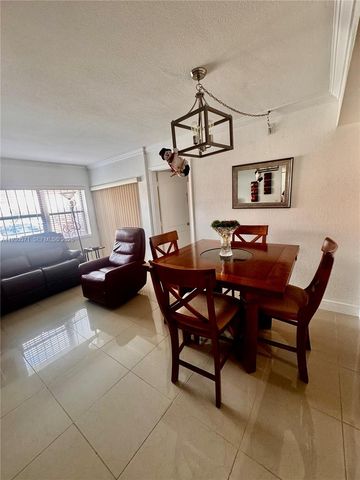 6455 W 27th Ave 44-13, Hialeah, FL 33016