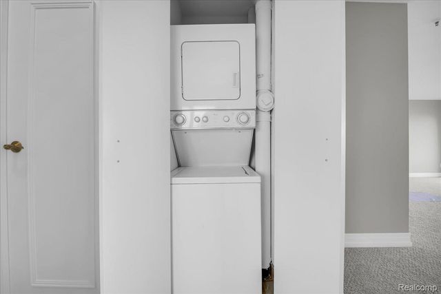 1001 W Jefferson Avenue 9A, Detroit, MI 48226