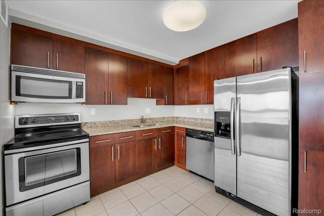 1001 W Jefferson Avenue 9A, Detroit, MI 48226