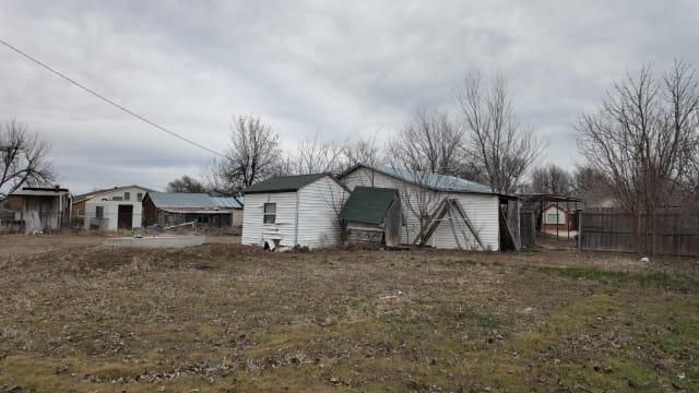 118 S M Avenue, El Reno, OK 73036