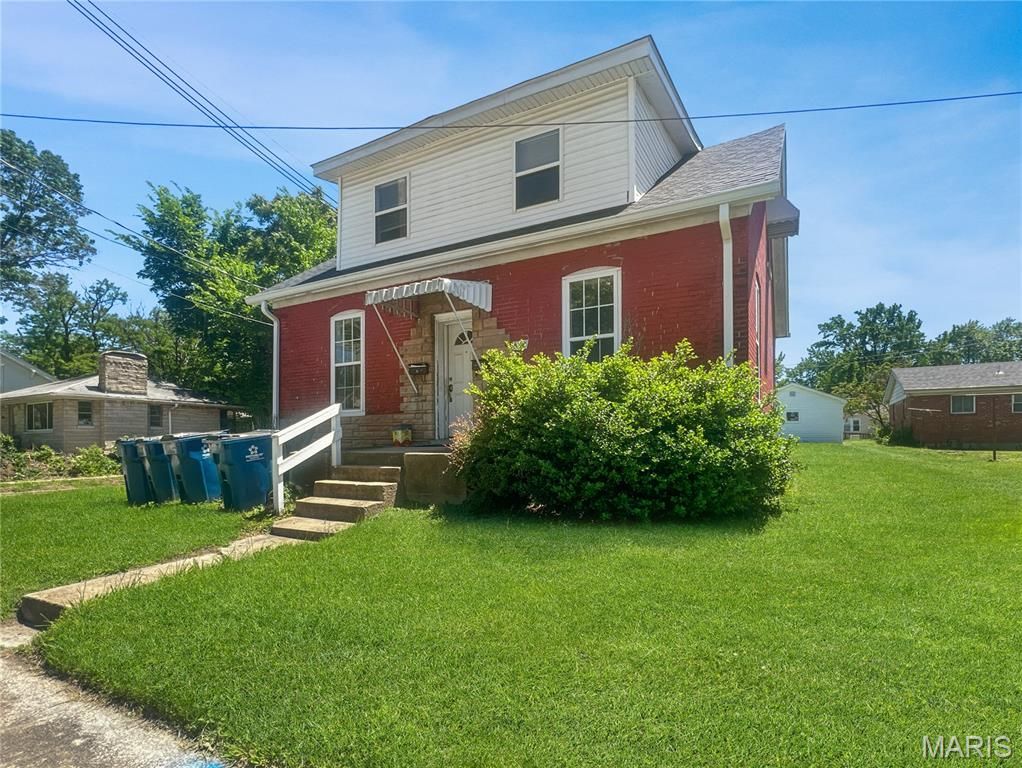 528 E Main Street, Collinsville, IL 62234