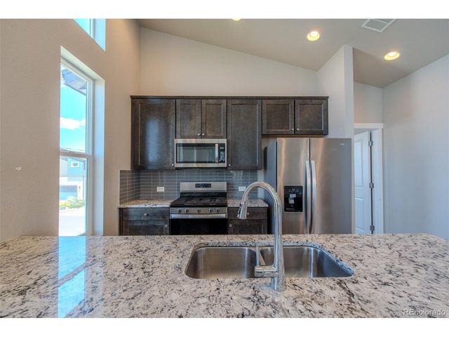 7243 Rosa Belle Hts, Colorado Springs, CO 80922