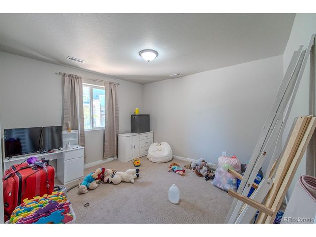 7243 Rosa Belle Hts, Colorado Springs, CO 80922