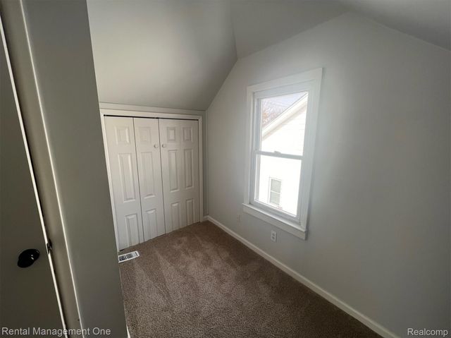23019 Tuscany Avenue, Eastpointe, MI 48021