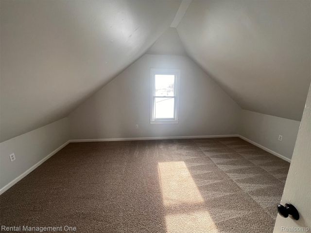 23019 Tuscany Avenue, Eastpointe, MI 48021