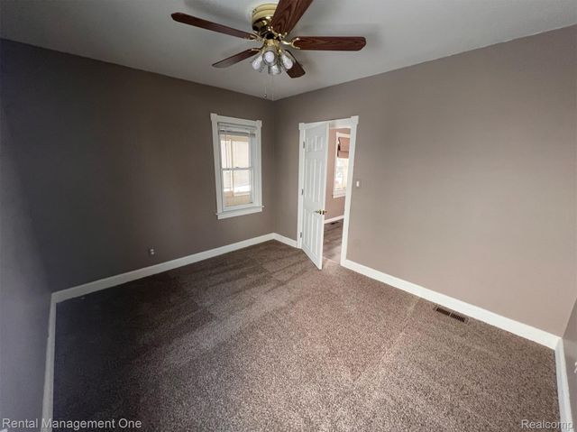 23019 Tuscany Avenue, Eastpointe, MI 48021