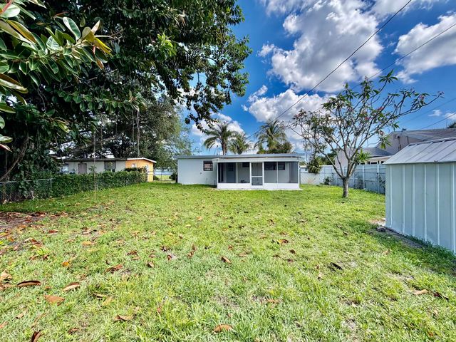 5656 Maypop Road, West Palm Beach, FL 33415