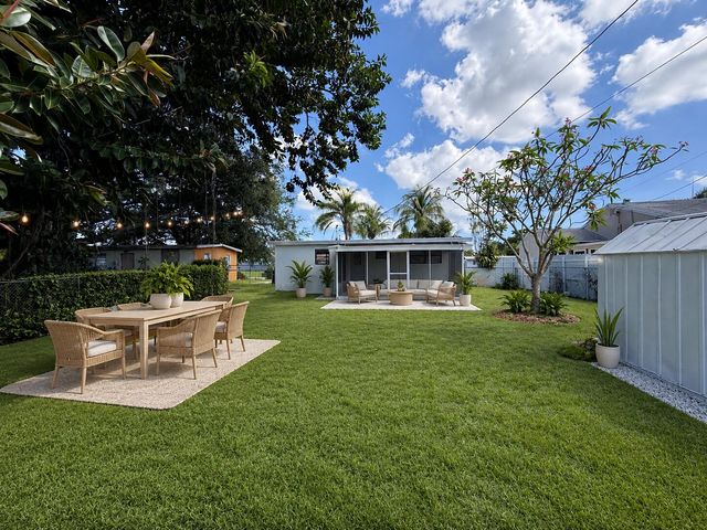 5656 Maypop Road, West Palm Beach, FL 33415
