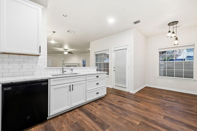 2865 Westhollow Drive 2, Houston, TX 77082