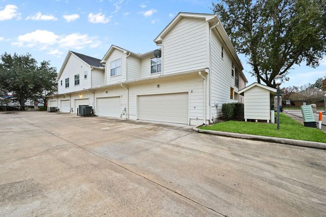 2865 Westhollow Drive 2, Houston, TX 77082