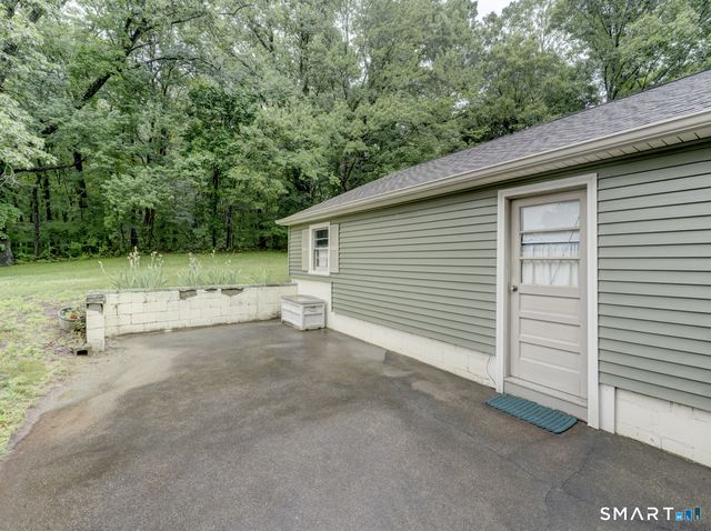 78 Pleasure Hill Road, Franklin, CT 06254