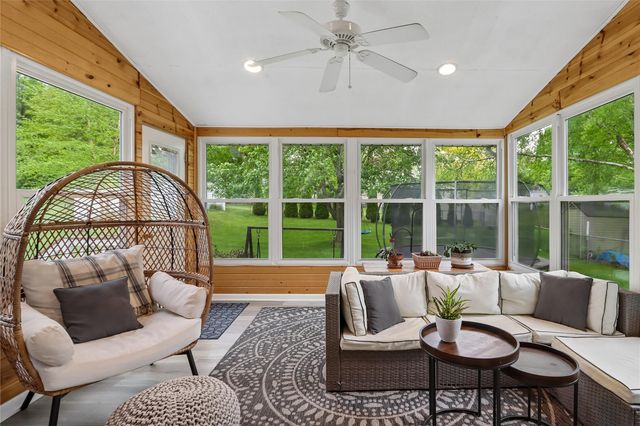 1026 Village Green Blvd, Iowa City, IA 52240