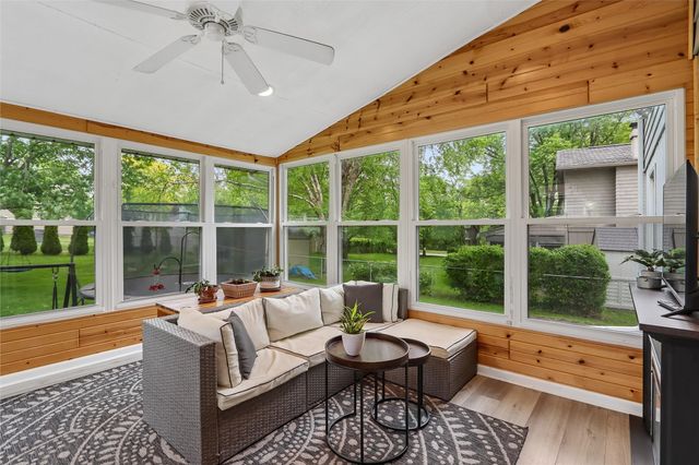 1026 Village Green Blvd, Iowa City, IA 52240