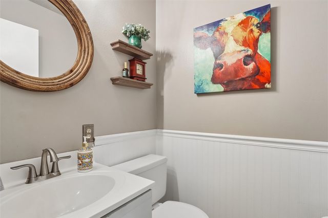 1026 Village Green Blvd, Iowa City, IA 52240