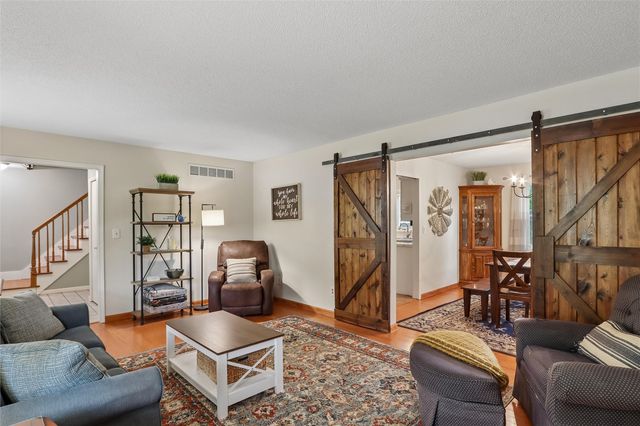 1026 Village Green Blvd, Iowa City, IA 52240