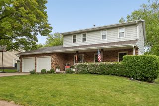 1026 Village Green Blvd, Iowa City, IA 52240