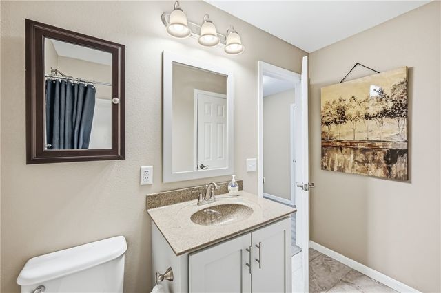 2414 Jillian Ln, Hermitage, PA 16148