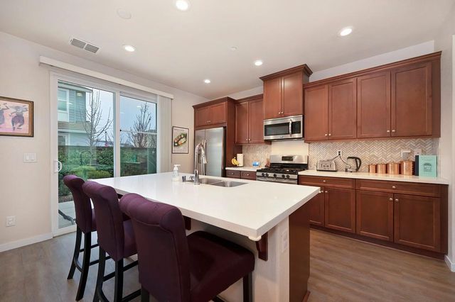 4906 Regatta Ct, Rocklin, CA 95677