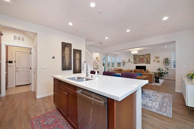 4906 Regatta Ct, Rocklin, CA 95677