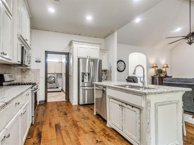 2001 Cade Court, Norman, OK 73071