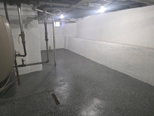 708 Park Street, Reinbeck, IA 50669