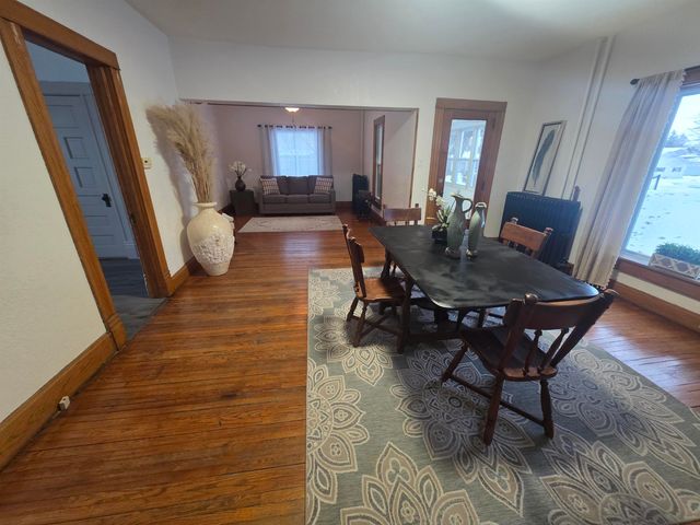 708 Park Street, Reinbeck, IA 50669