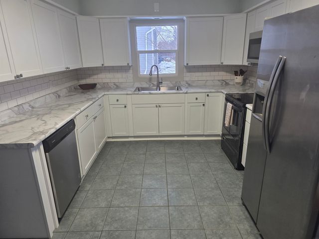 708 Park Street, Reinbeck, IA 50669