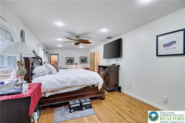303 Lakefield Terrace, Jackson Twp, PA 18360