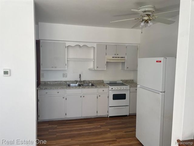 47 Pope Street, Lapeer, MI 48446