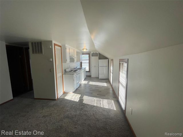 47 Pope Street, Lapeer, MI 48446