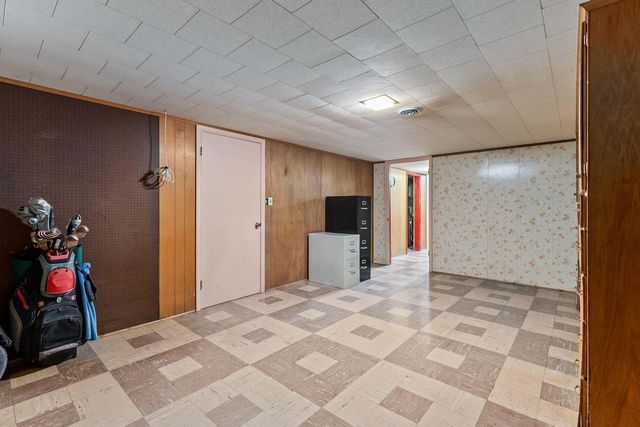 736 JOHN STREET, Menasha, WI 54952