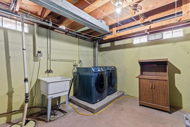736 JOHN STREET, Menasha, WI 54952