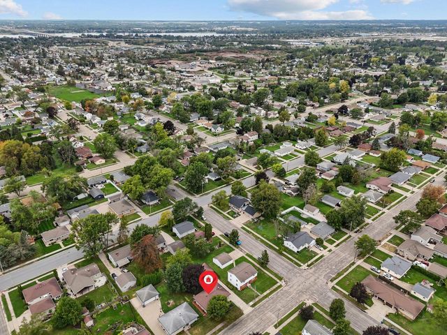 736 JOHN STREET, Menasha, WI 54952