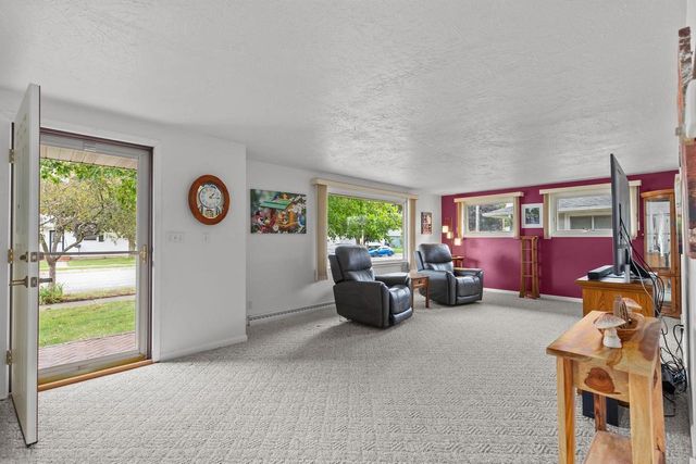 736 JOHN STREET, Menasha, WI 54952