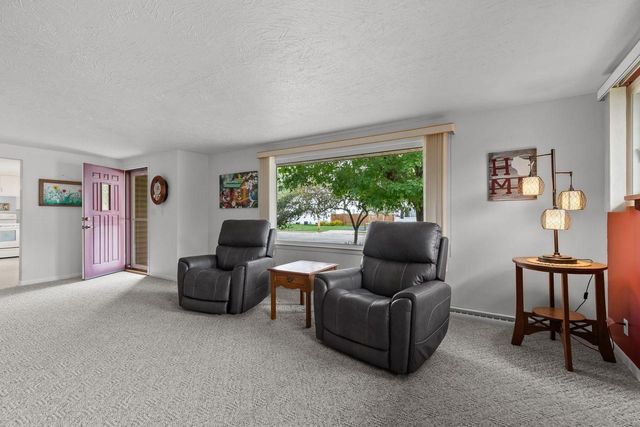 736 JOHN STREET, Menasha, WI 54952