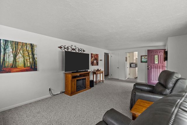 736 JOHN STREET, Menasha, WI 54952
