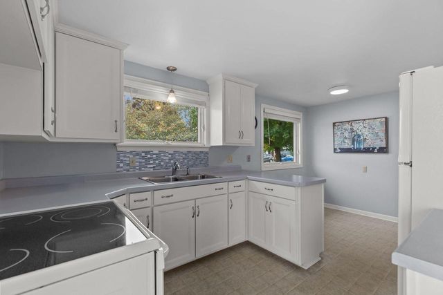 736 JOHN STREET, Menasha, WI 54952