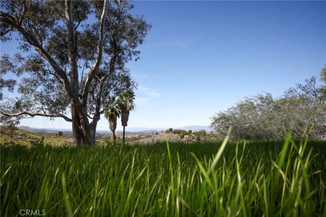 2216 El Capitan Drive, Riverside, CA 92506