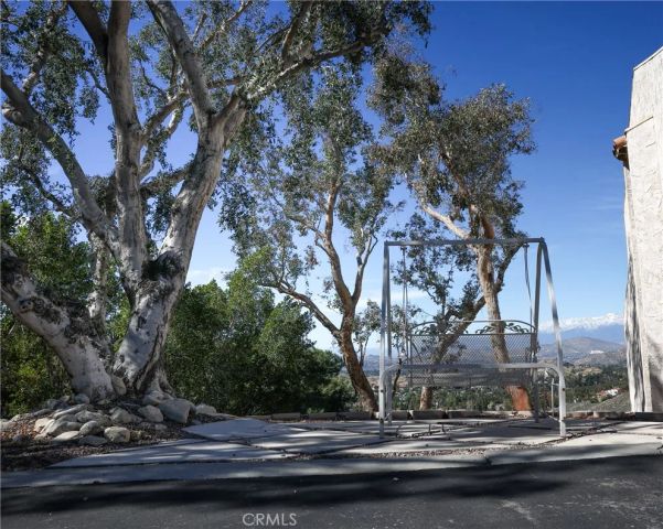2216 El Capitan Drive, Riverside, CA 92506