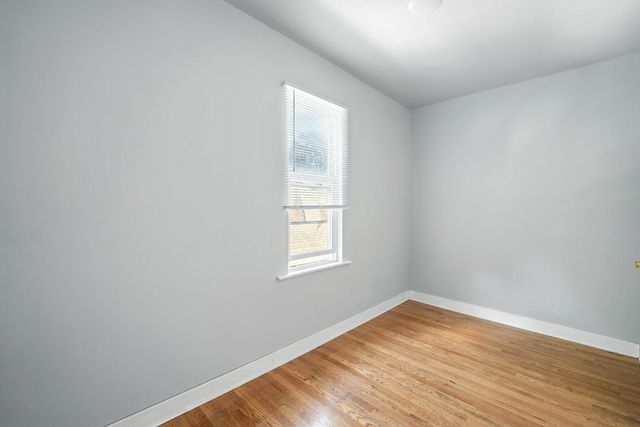307 E 136th Place, Chicago, IL 60827