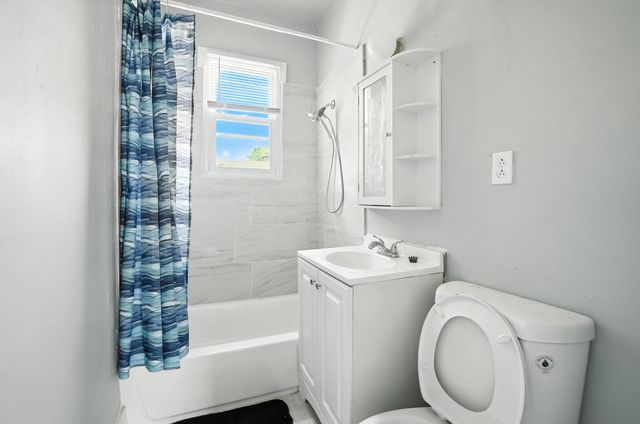 307 E 136th Place, Chicago, IL 60827