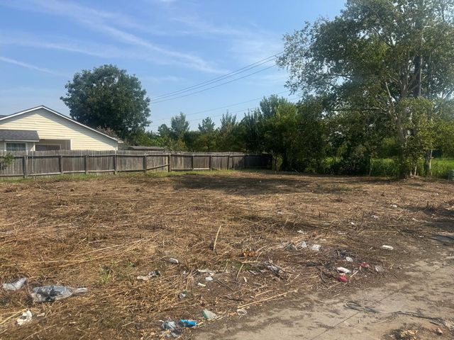 12927 Ambrose Street, Houston, TX 77045
