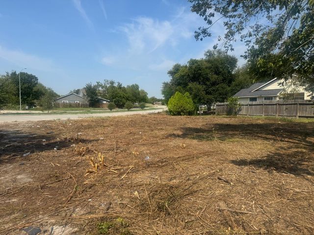 12927 Ambrose Street, Houston, TX 77045