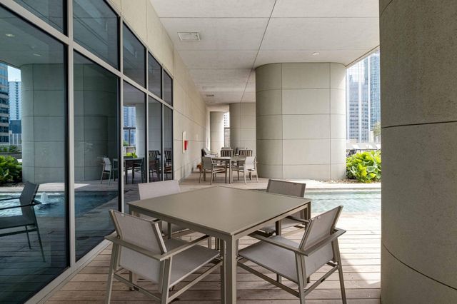 200 Congress Ave 26C, Austin, TX 78701