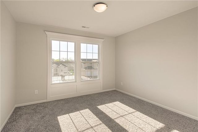 10141 N Brighton Avenue, Kansas City, MO 64156