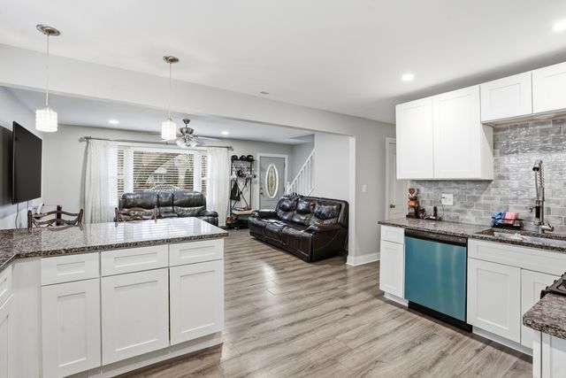 10906 Mcvicker Avenue, Chicago Ridge, IL 60415